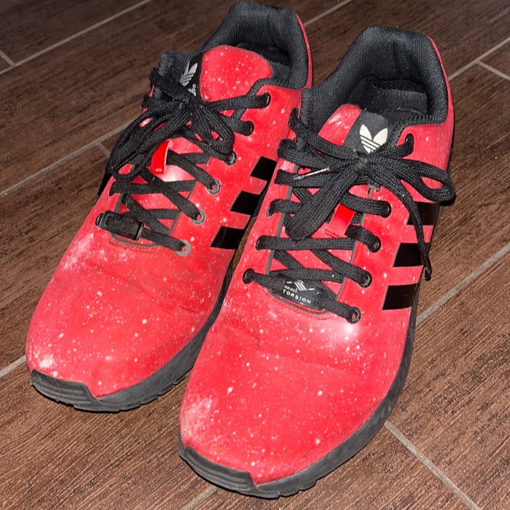Adidas Zu Flex (red galaxy print)